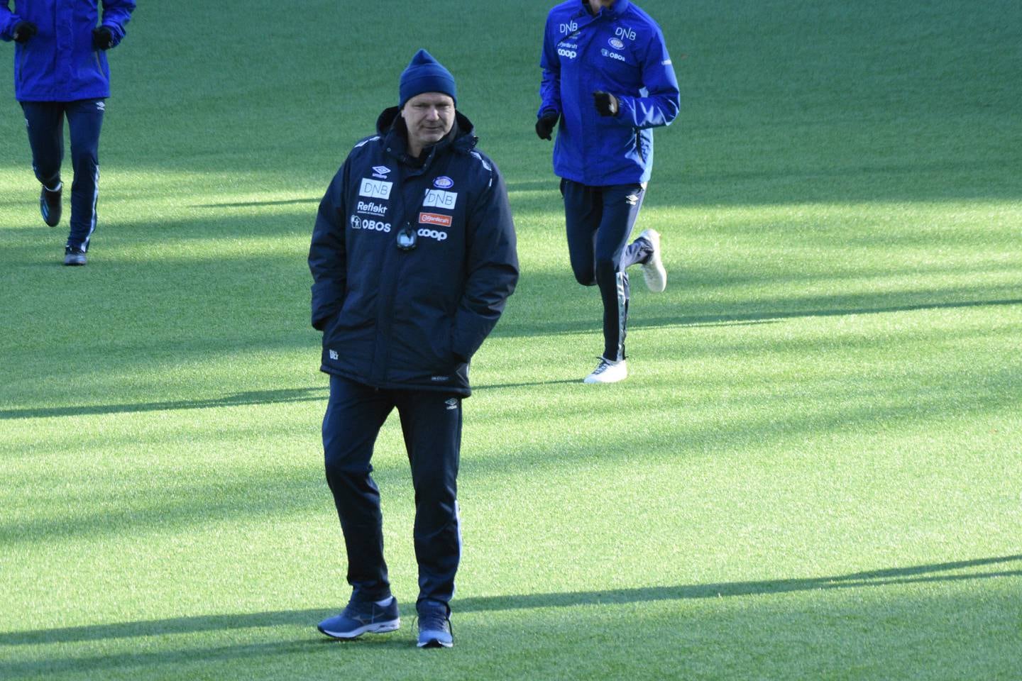 Vålerenga-trener Dag-Eilev Fagermo på torsdagens trening.