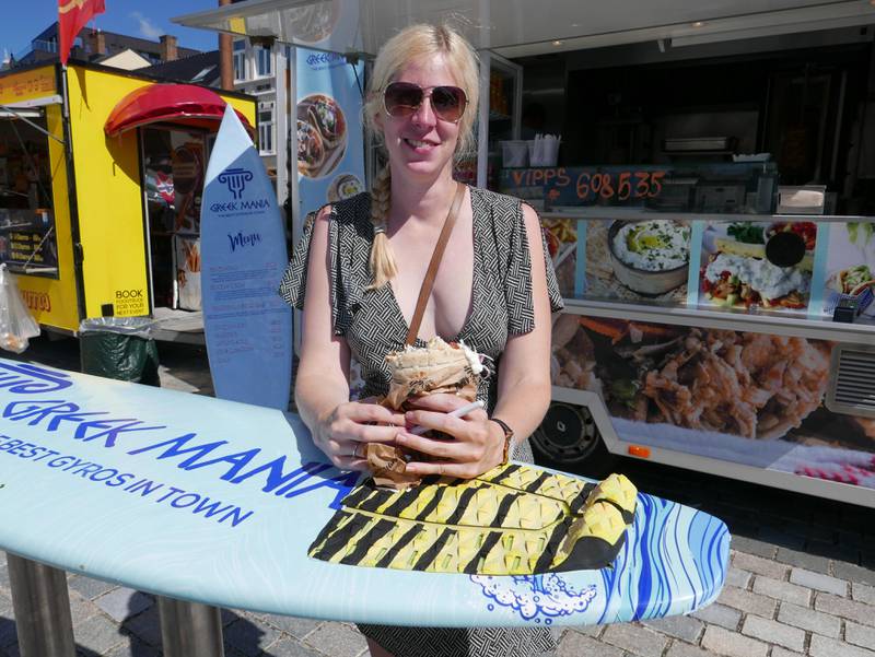 Cecilie fra Asker er på Hvalerferie, og tok turen innom festivalen for å spise en etterlengta gyros.