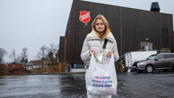 Her står ukrainske flyktninger i matkø i Norge