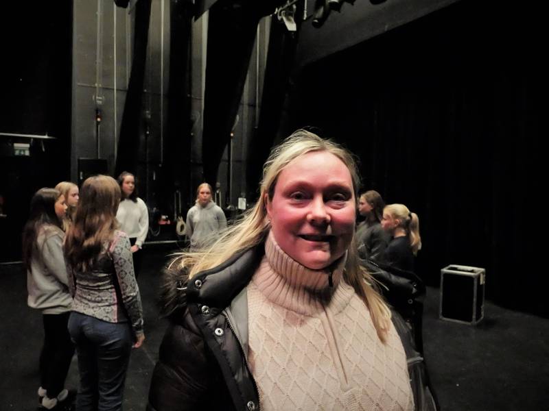 Anne Britt Brandshaug er teatermamma og jobber med markedsføring av Drammen Barne- og ungdomsteater.