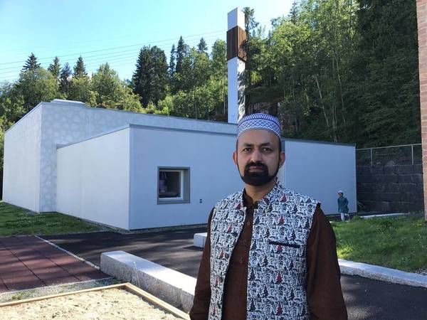 Leder av Drammen moske: – Vi har fått mange bekymringsmeldinger fra mødre