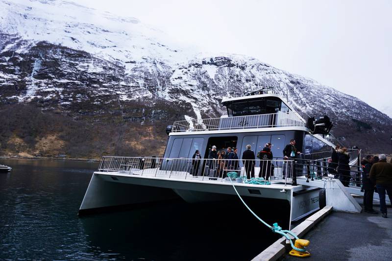 Den miljøvennlige hybridbåten Vision of the Fjords ble kåret til årets skip i 2016.