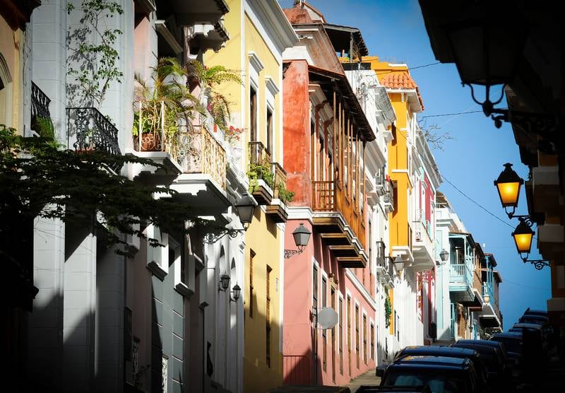 San Juans gamleby har fargerike fasader og hyggelige brosteinsgater.