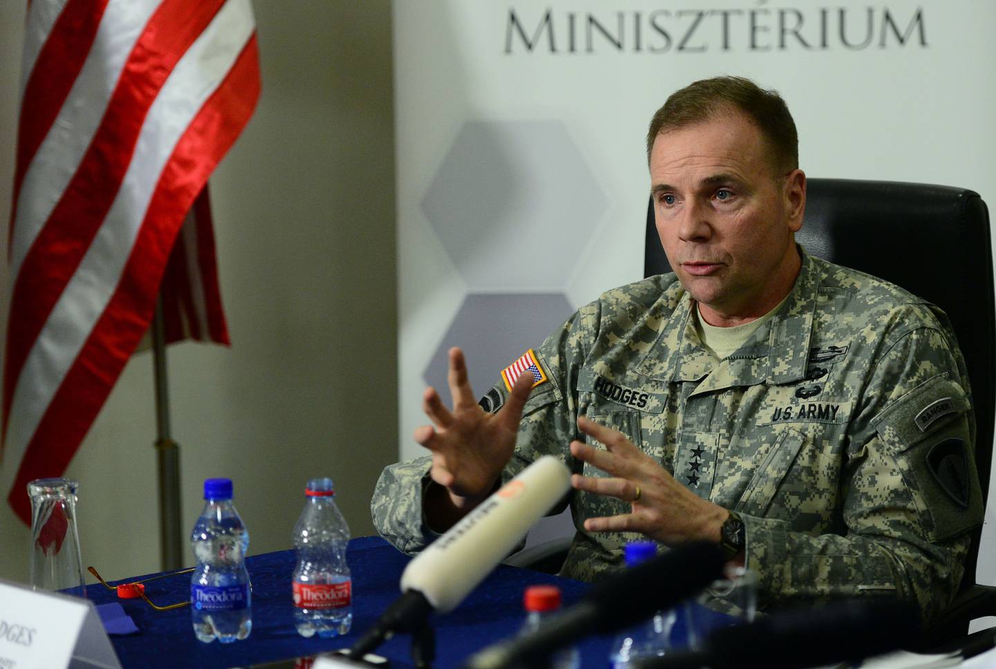 Commanding General Ben Hodges, United States Army Europe (USAREUR) attends a press conference at the headquarter of the military air base in Papa, Hungary on February 26, 2015. Between 22 February and 3 March, more than 750 Hungarian and American troops are participating in a joint tactical-level exercise, which is combined with airdrop operations and live firing.  AFP PHOTO / ATTILA KISBENEDEK