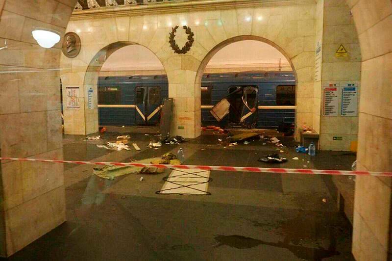 Eksplosjonen rammet en T-banevogn som var på vei ut fra stasjonen Teknologisk institutt, ifølge Russlands antiterrorkomité.  