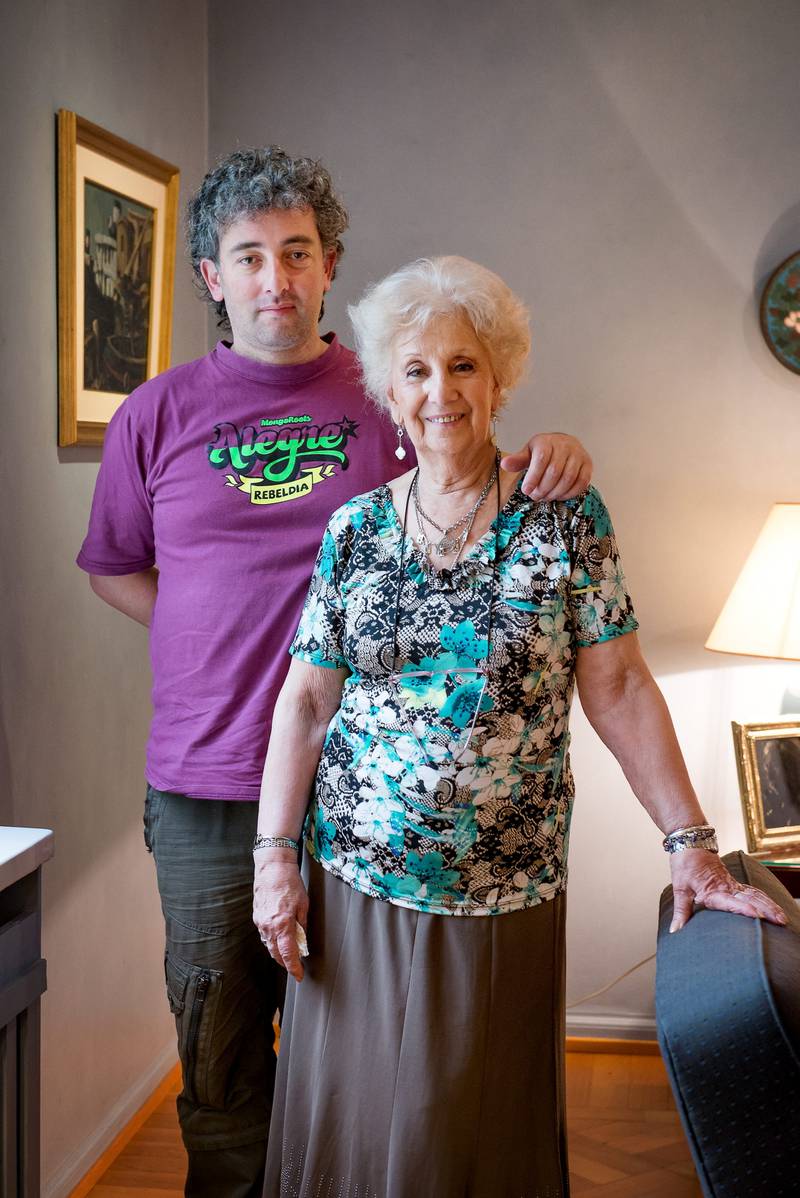 Argentinas mest kjente bestemor, Estela de Carlotto, fant endelig barnebarnet sitt i fjor, etter 36 års leting. Ignacio er blant 500 barn som ble bortført av militærdiktaturet mellom 1976 og 1983. FOTO: FRØYDIS FALCH URBYE