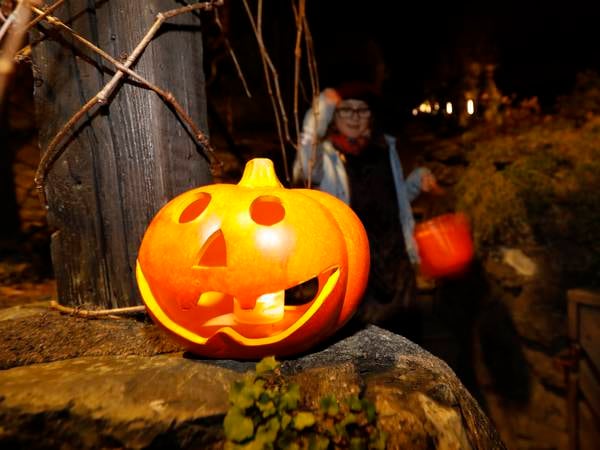 Smittetopp blant barn og unge: Lærerne holder pusten før helgens Halloween