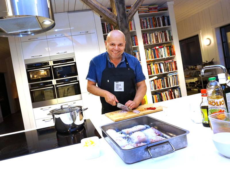 Eirik Nilssen flyttet hjem til Senja for å følge drømmen om et eget matstudio. 