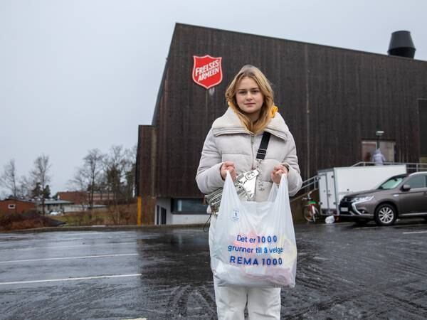 Her står ukrainske flyktninger i matkø i Norge