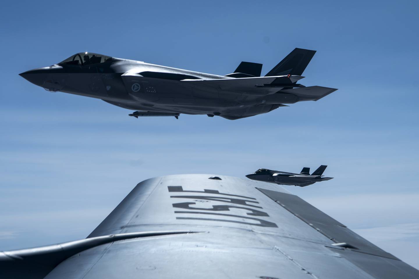 Purchases of F-35 fighter jets have helped significantly increase emissions from the Norwegian defense sector.  The average fuel consumption is 60 percent higher than that of older F-16s, the Defense Ministry previously informed Dagsavisen.