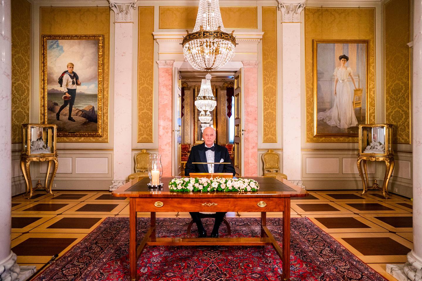 Oslo 20201231. 
Kong Harald holder nyttårstalen 2020 på Slottet. 
Foto: Håkon Mosvold Larsen / NTB
