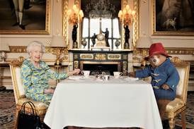 Paddington: Fra te med dronning Elizabeth til asylmottak i Rwanda?
