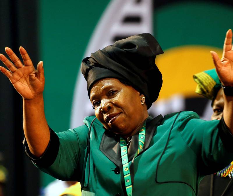 ØNSKET AV ZUMA: Nkosazana Dlamini-Zuma var ønsket av eksmannen, avtroppende leder Jacob Zuma. FOTO: NTB SCANPIX