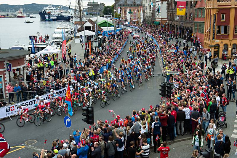 Det var populært å se på sykkel-VM i Bergen. Men tilskuerne la igjen altfor lite penger.