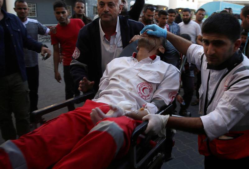 flere drept og såret: Fire palestinere ble drept og over 50 ble såret, blant dem en helsearbeider (bildet), i israelske angrep på Gazastripen fredag. Foto: AP/NTB scanpix