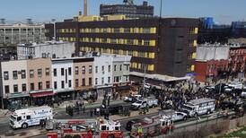 Ti personer skutt etter angrep på t-banestasjon i New York: – Det er frykten som er problemet