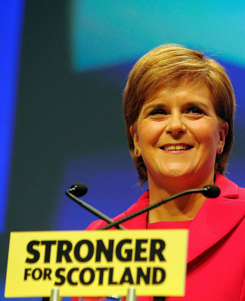 Førsteminister Nicola Sturgeon vil ha en ny folkeavstemning, men skottene er splittet.
