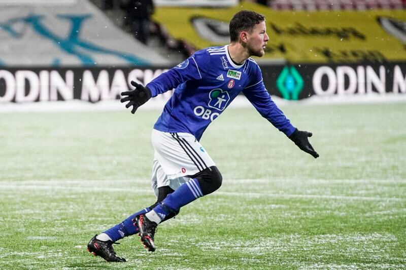 Johannes Hummelvoll Nuñez har satt inn det avgjørende straffesparket på Fredrikstad stadion.
