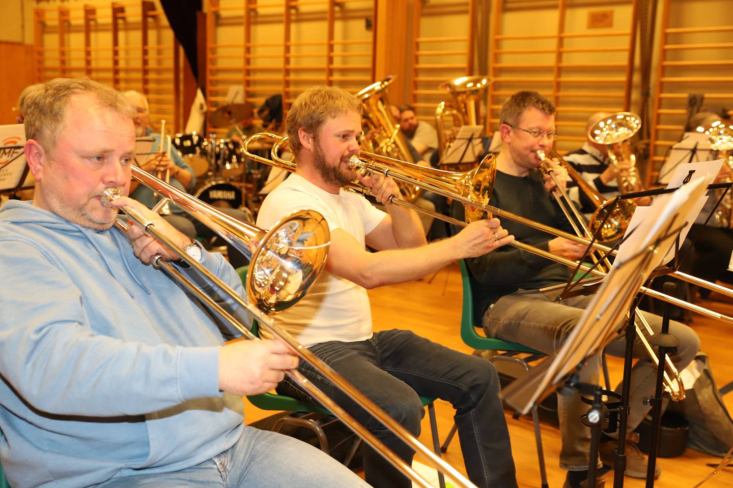 Ove, Kristian og Ola gjør det de kan for å trekke fram trombonerekka i lydbildet.