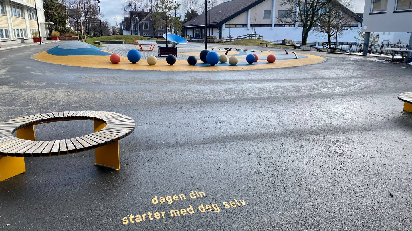 Den nye skolegården til Kannik - en av Norges største ungdomsskoler - ble åpnet fredag.