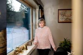 Fryser i Oslos kommunale bolig: – Jeg har teipa rundt vinduene