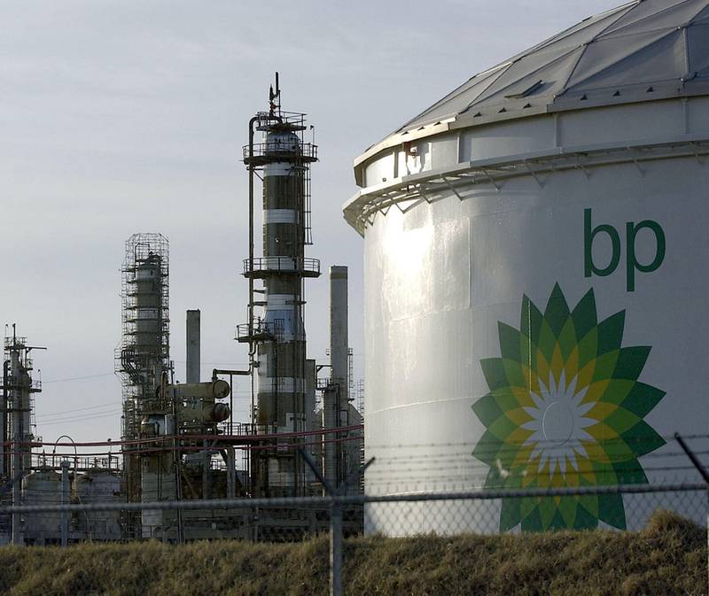 BP tror ikke at oljeselskapets raffinerier kommer til å levere like mye til petrokjemisk industri i årene framover som før antatt. 