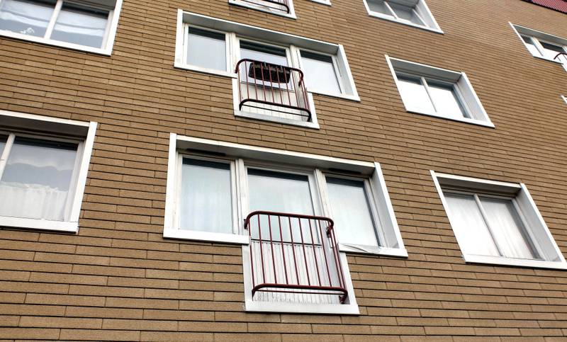 fransk balkong: Med døra åpen var det min plass i solen.