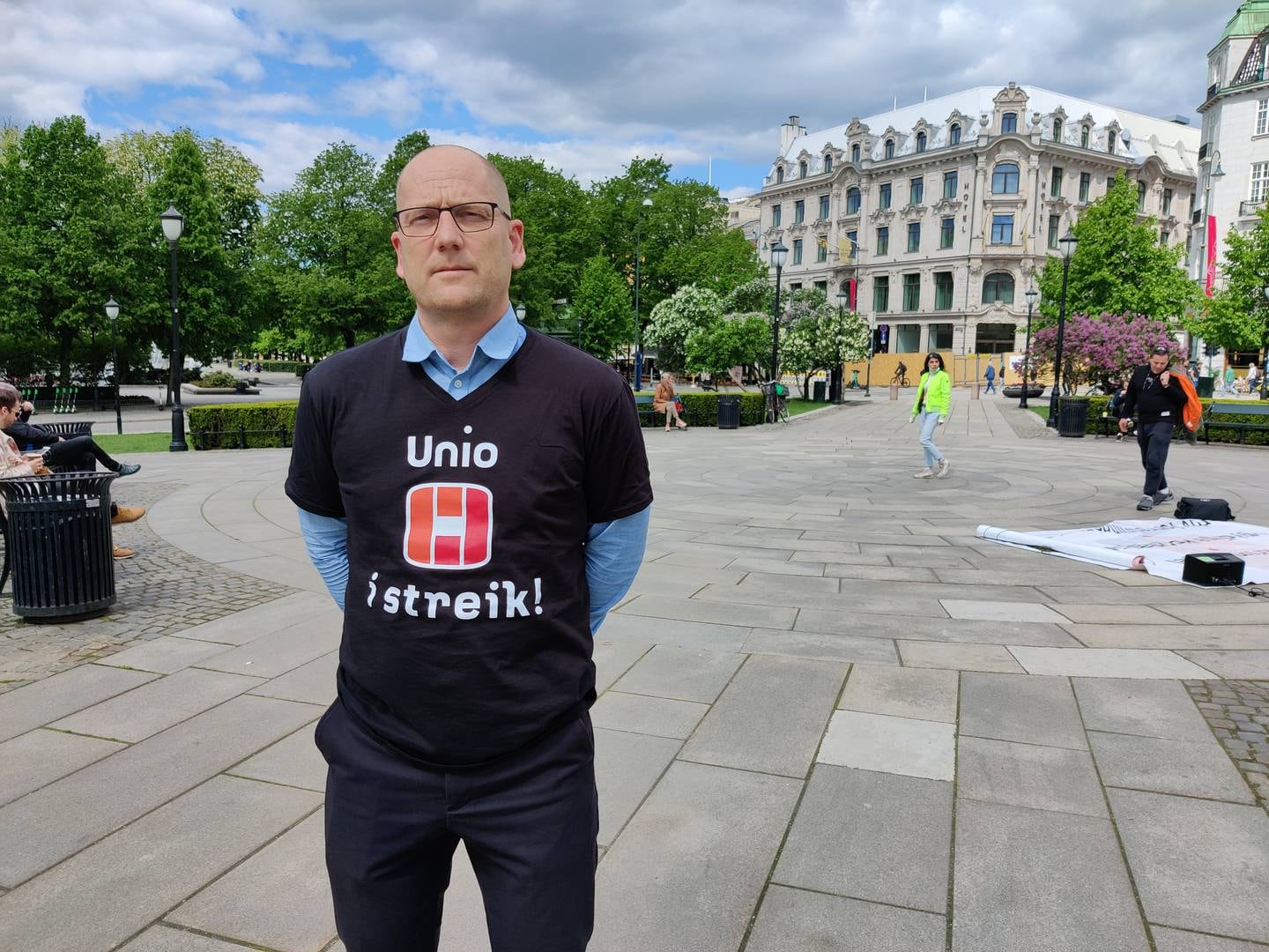 Forhandlingsleder for Unio kommune og leder av Utdanningsforbundet Steffen Handal mener arbeidsgiverne i KS må ta innover seg at yrkene han representerer sliter med rekruttering.
