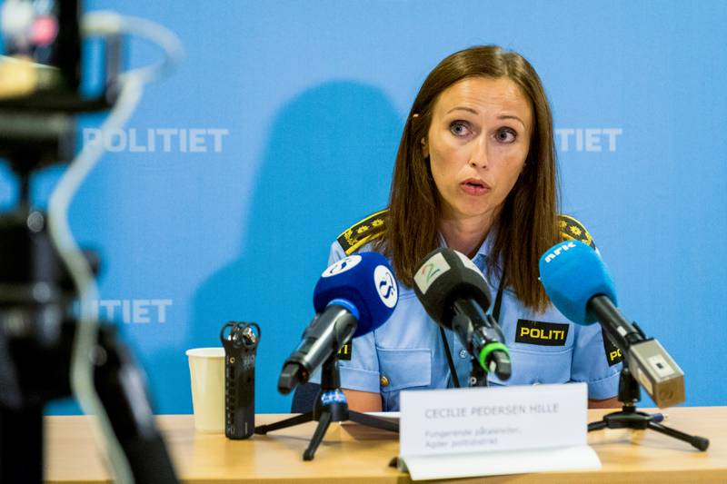 Fungerende påtaleleder for Agder politidistrikt Cecilie Pedersen Hille under pressekonferansen på politihuset i Kristiansand. 
