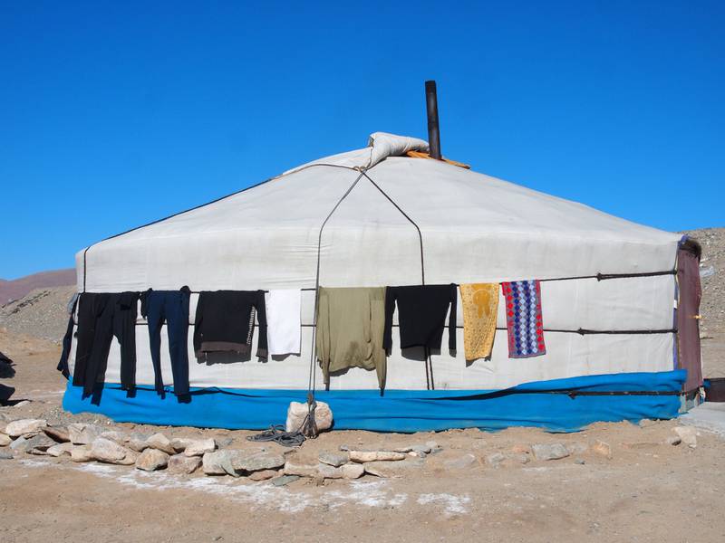 I Mongolia kan du bo med nomadene i en jurt. 
