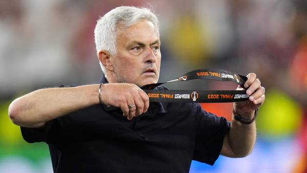Uefa åpner sak mot Mourinho etter finalebråket i Budapest