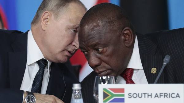 Vil Sør-Afrika arrestere Vladimir Putin om han kommer på besøk?
