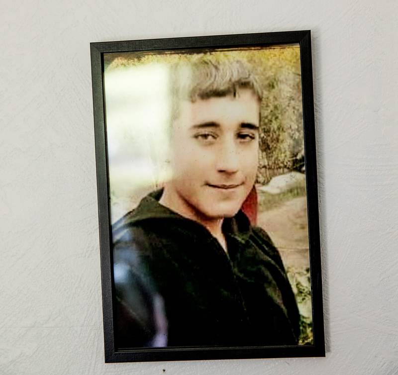 17 år gamle Milad Adam ble drept da IS-styrker inntok Hasaka-området den 22. februar i år. FOTO: FREDRIK BJERKNES