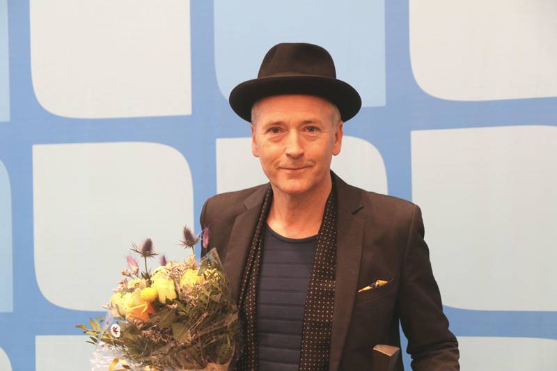 Morten Abel var stolt over å motta kulturprisen fra Rogaland fylkeskommune.