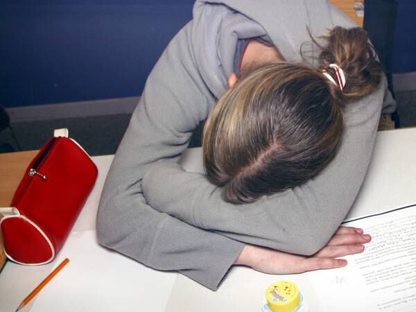 Forskning: Foreldrenes utdanning påvirker unges søvnvaner