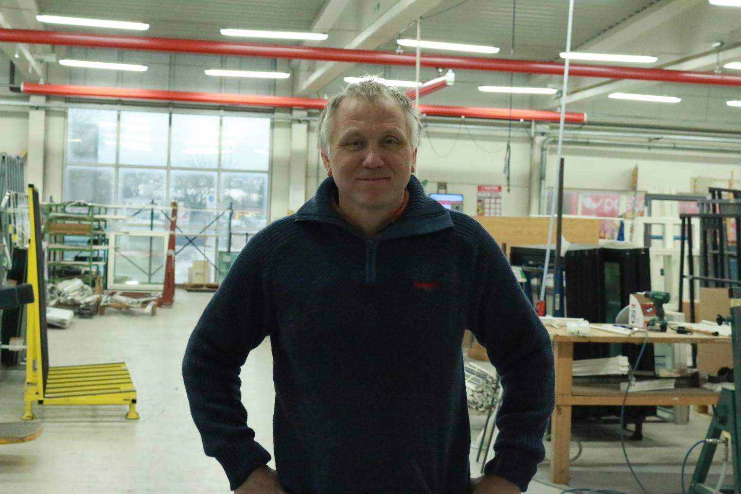 Ståle Guneriussen startet selv «på gulvet» som lærling. 30 år senere er han produksjonssjef hos H. Fjerdingstad i Hokksund.