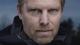 Bokanmeldelse: Jaran Dammann: «Øyenstikker» – brutal krim fra Valdres