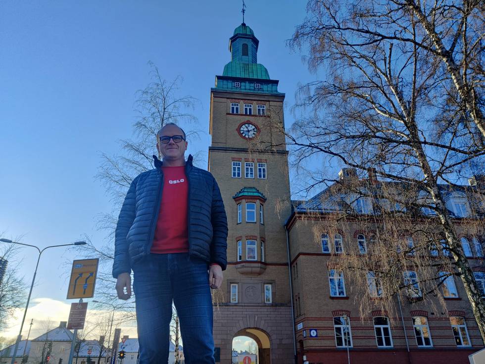 Leder i Oslo Arbeiderparti, Frode Jacobsen, vil ha sykehus både på Ullevål, Aker og Gaustad.