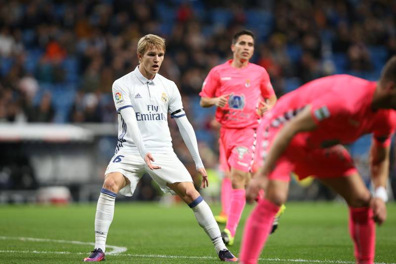 Martin Ødegaard i aksjon i sin første kamp fra start for Real Madrid.