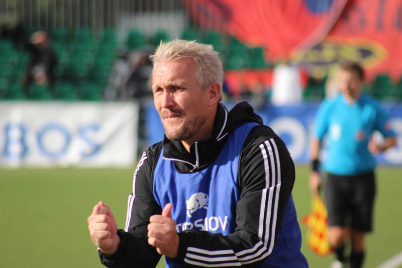 Det ble noen nervepirrende minutter mot slutten for KFUM-trener Jørgen Isnes.