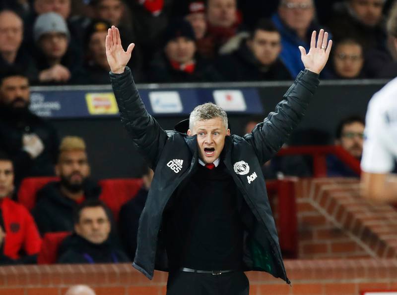 Manchester, England 20190212. Manchester United manager Ole Gunnar Solskjaer gesticulates energetically and informs his players during the 1 / 8th final against Paris Saint-Germain in the Master League at Old Trafford. Manchester United lost the match 0-2. Photo: Erik Johansen / NTB scanpi