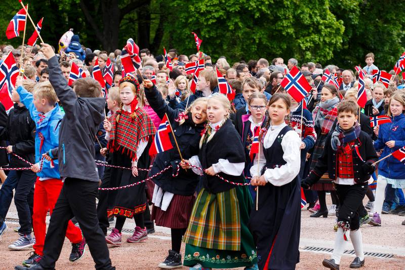 Oslo  20150517.
Barnetog og 17. mai feiring på Slottsplassen i Oslo.
Foto: Heiko Junge / NTB scanpix