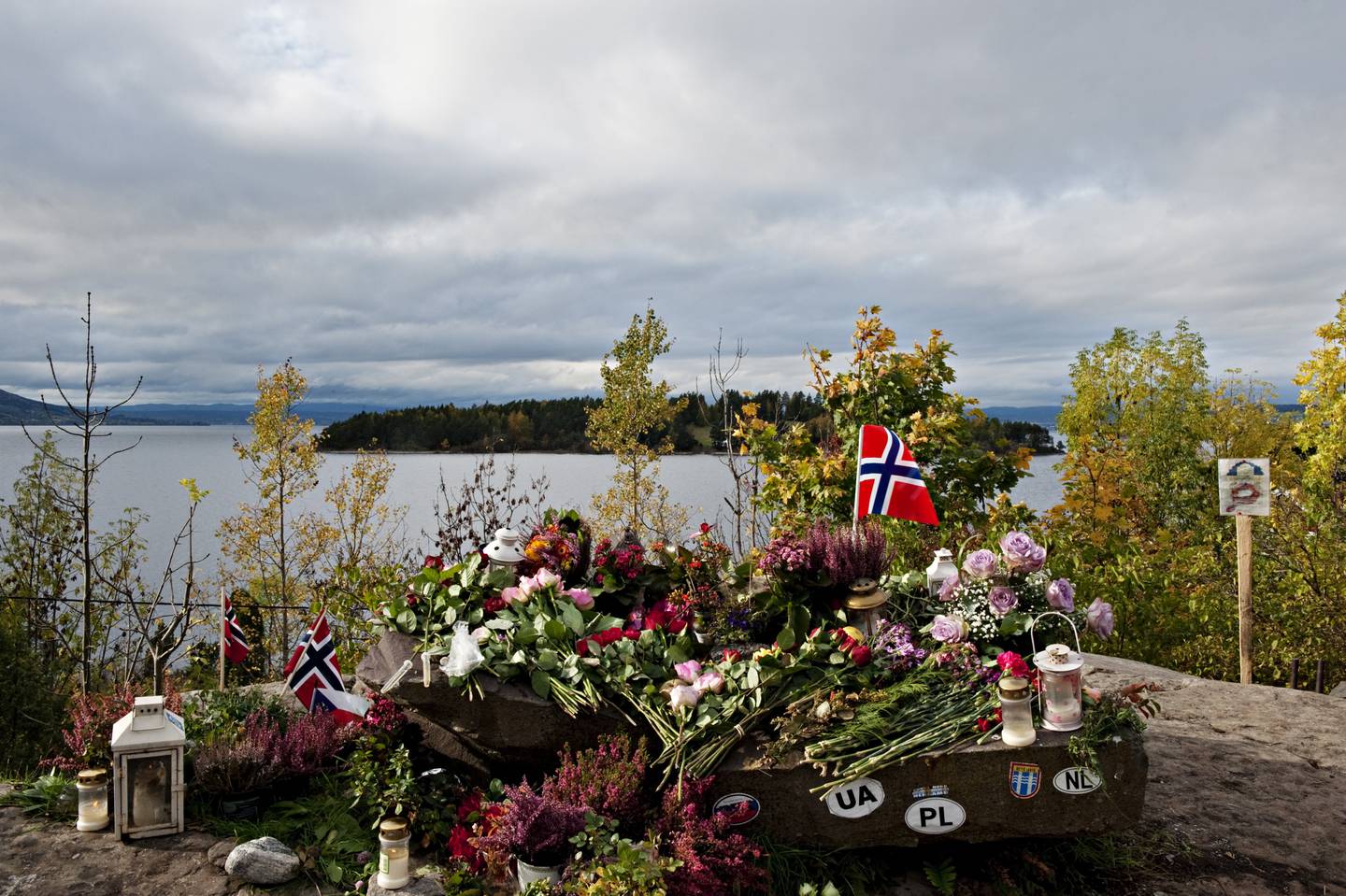 Fra da Utøya ble åpnet for pressen for første gang etter terrorangrepet, tre måneder senere.
