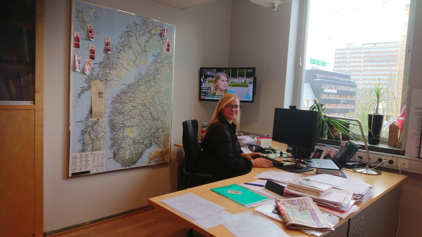 Kjersti Stenseng på sitt kontor.