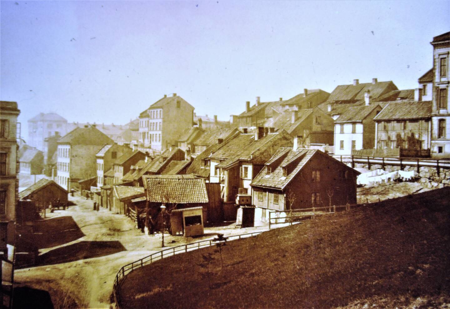 Ruseløkkbakken i 1870-årene.