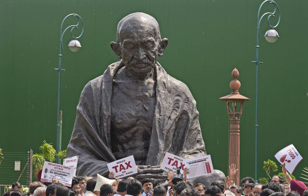 Statue av Mahatma Gandhi.