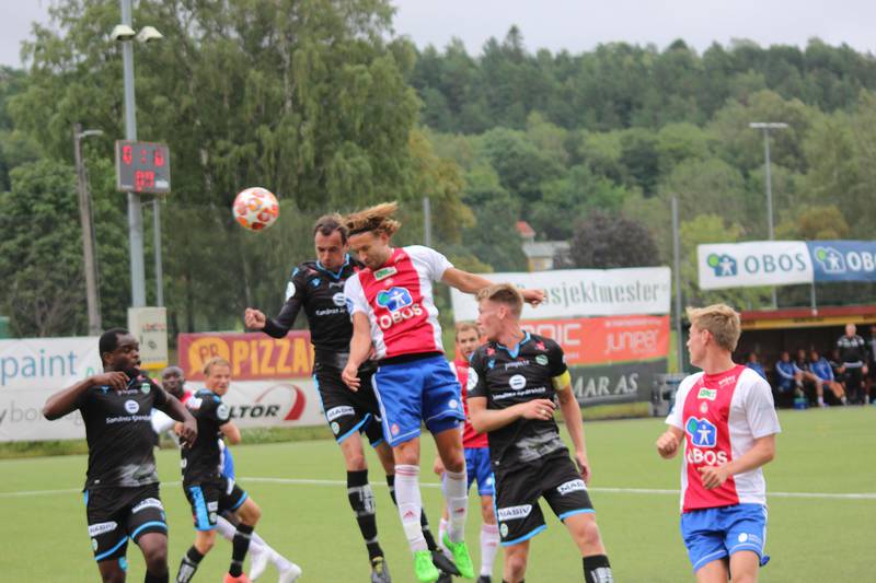 10.08.2019: 1. divisjon, KFUM - Sandnes Ulf 3-0: Jørgen Hammer stanger KFUM i føringen. Foto: Haakon Frydenberg Thon