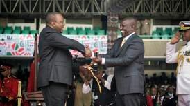 William Ruto tatt i ed som Kenyas nye president