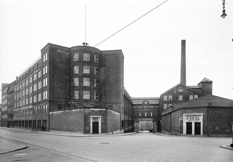 Hovedinngangen til Freia sjokoladefabrikk cirka 1935.