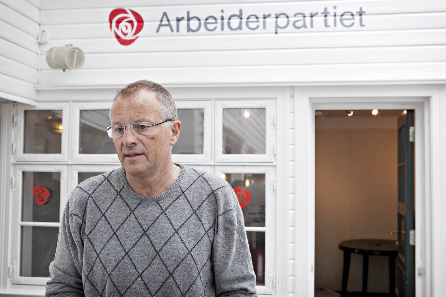 Svein Fjellheim utenfor Stavanger Arbeiderpartis lokaler ved Breitorget i 2011.